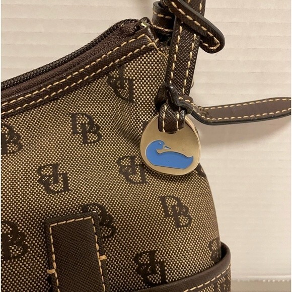 Vintage Signature Dooney & Bourke Logo Handbag - Picture 3 of 9